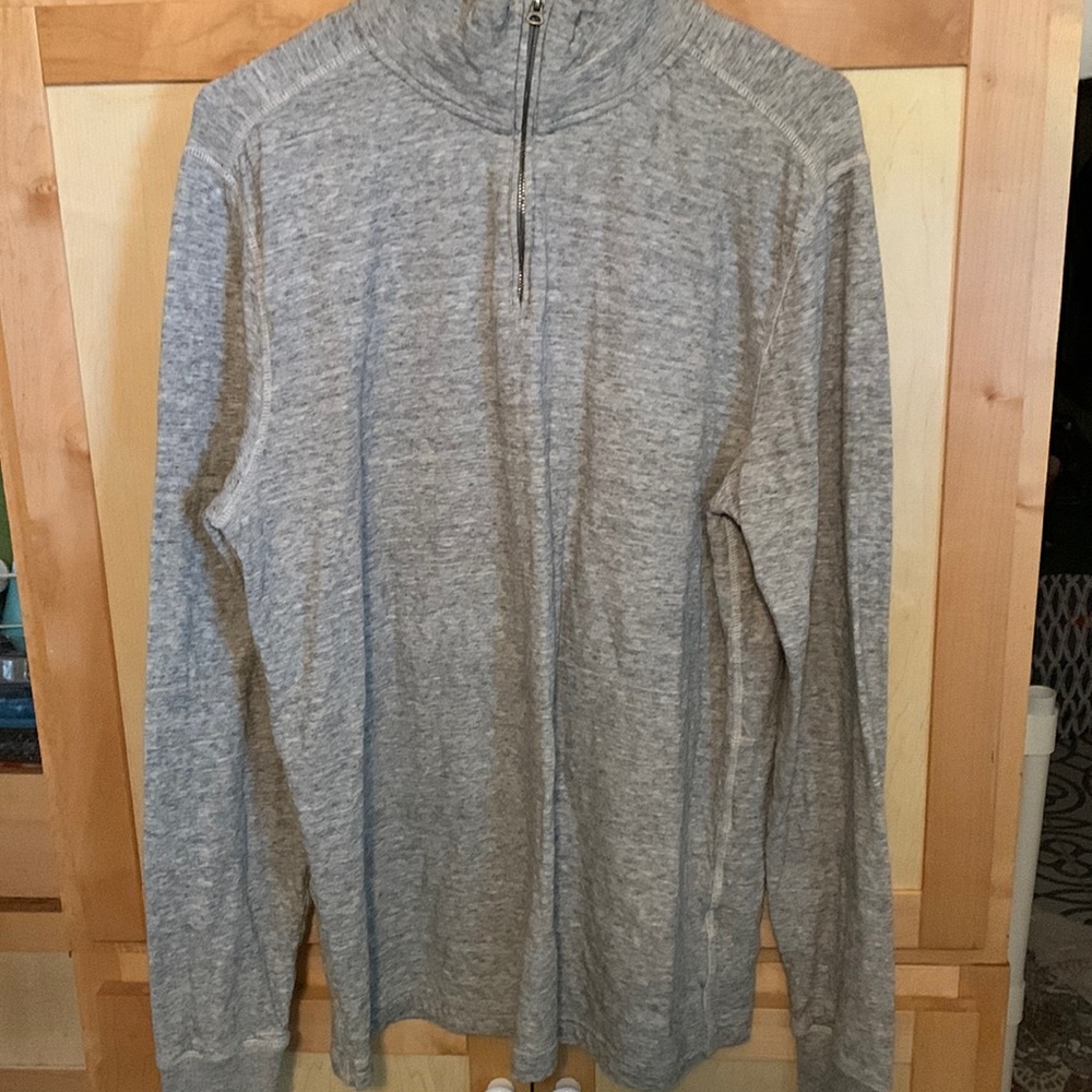 J.Crews knit goods pullover. Size LT